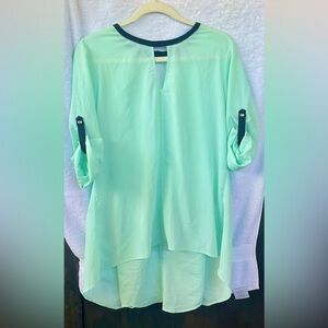 New York & Company Mock Neck Blouse Melon; EUC; M